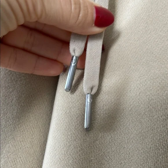 Lululemon Scuba High-Rise Joggers- Trench - Picture 6 of 9